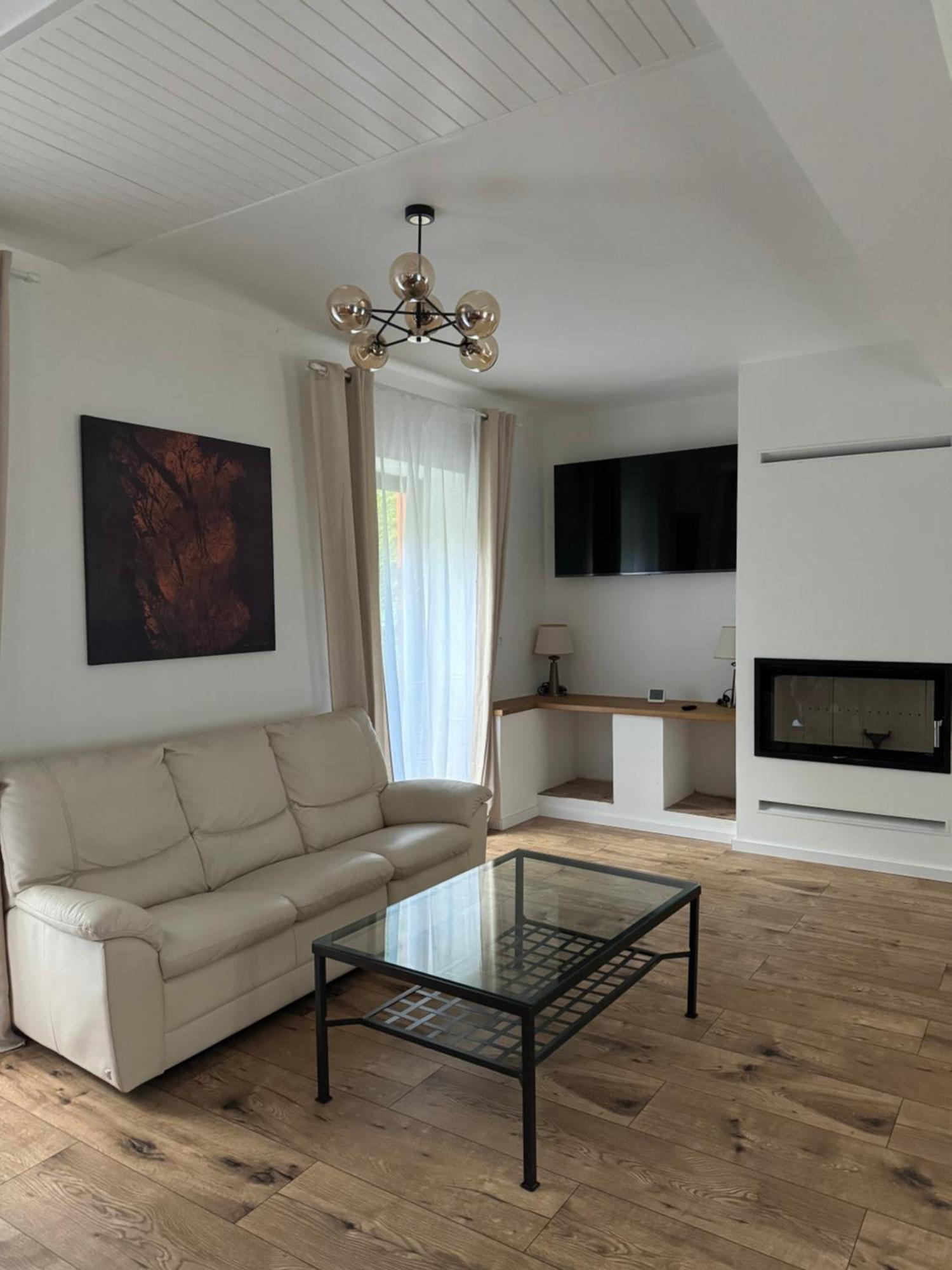 Tkalcovna U Zlateho Potoka Aparthotel Dobrany  Exterior foto