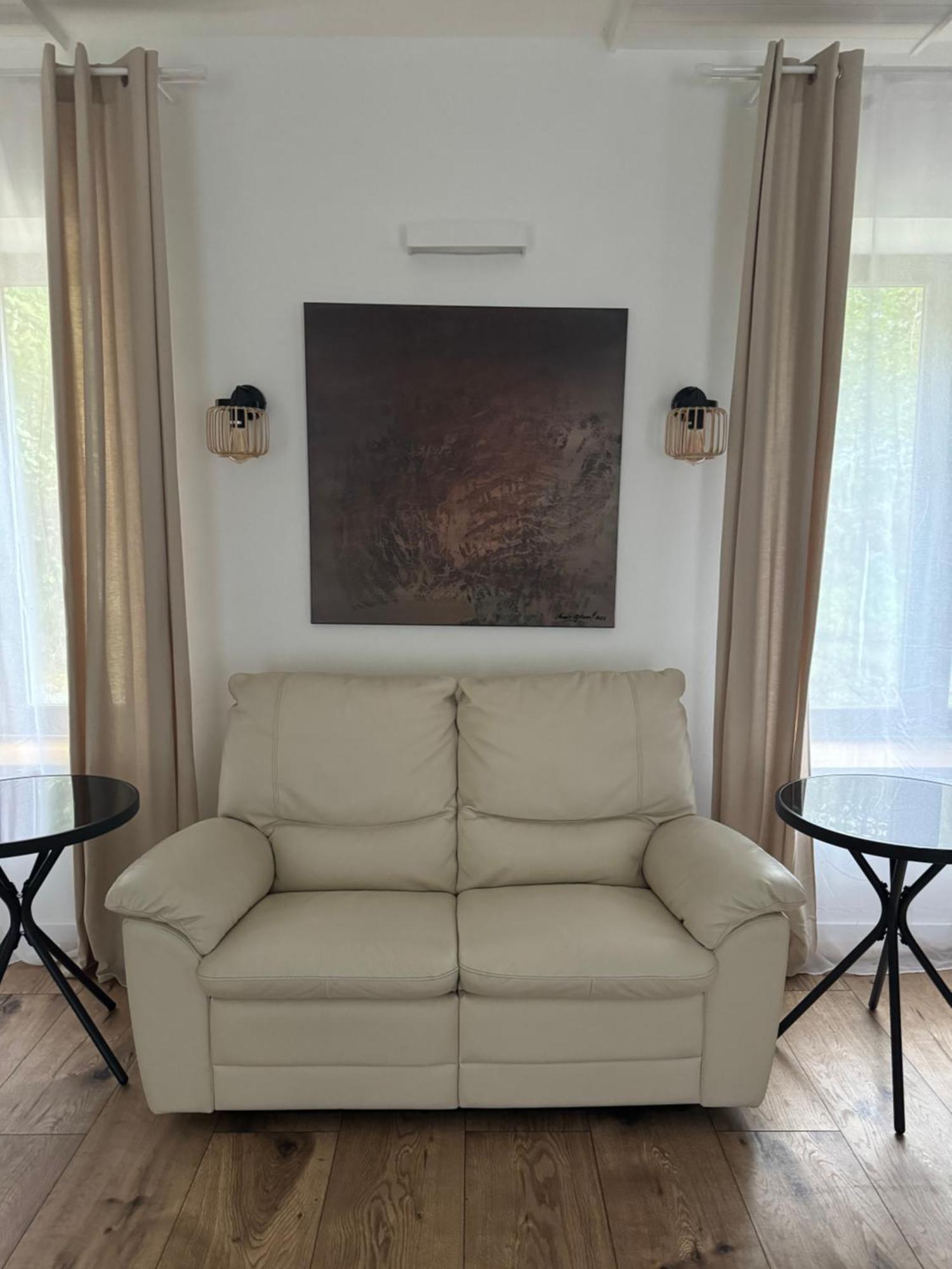 Tkalcovna U Zlateho Potoka Aparthotel Dobrany  Exterior foto