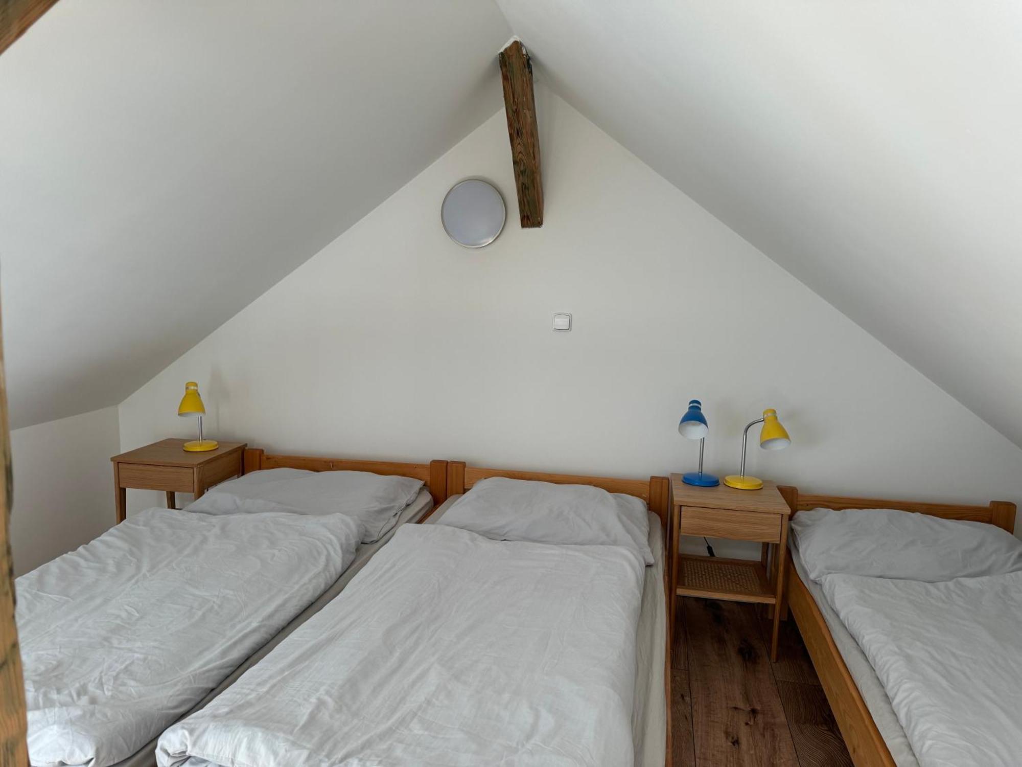 Tkalcovna U Zlateho Potoka Aparthotel Dobrany  Exterior foto