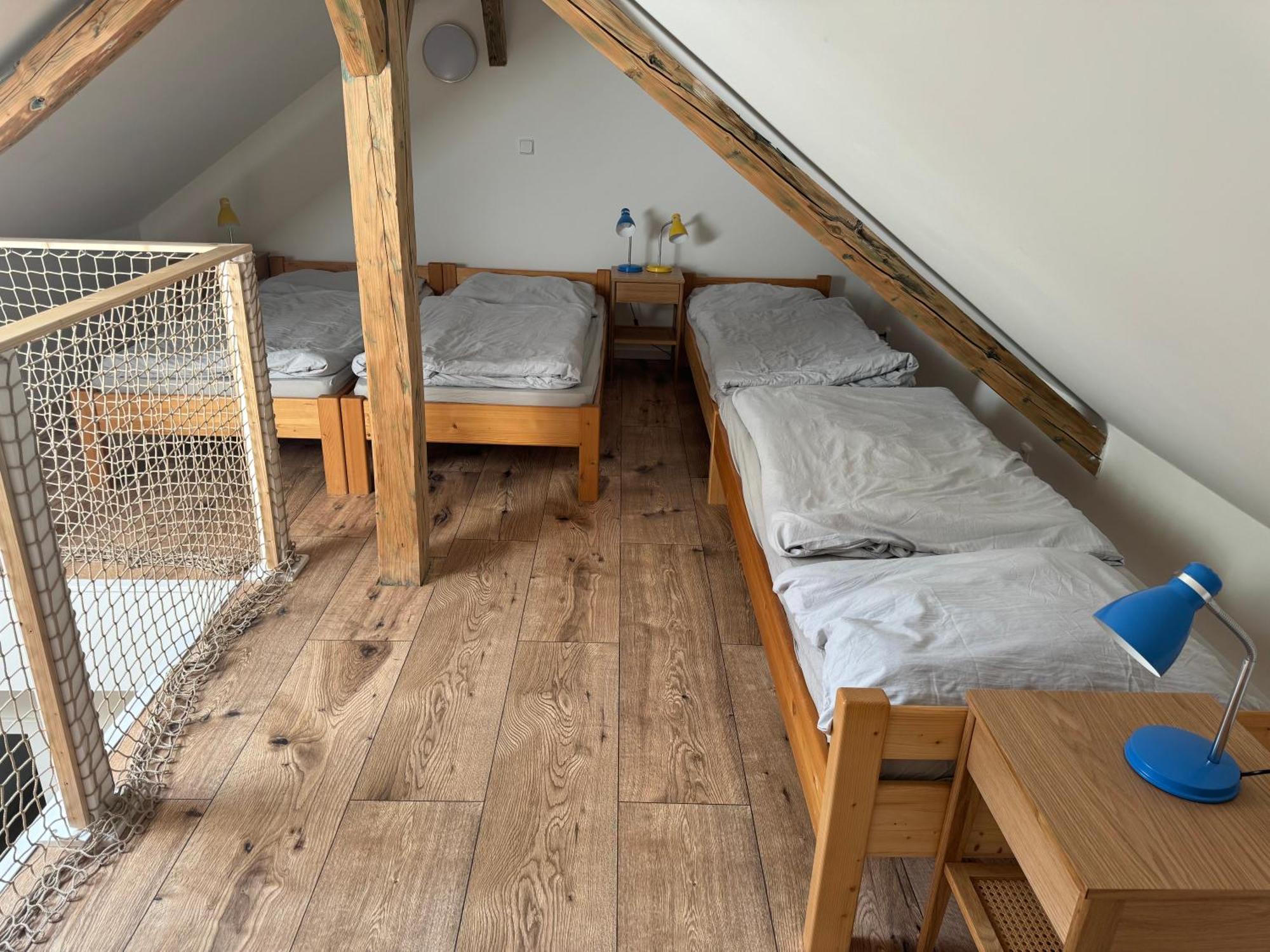 Tkalcovna U Zlateho Potoka Aparthotel Dobrany  Exterior foto